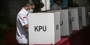 Surat Suara Pemilu 2024 Lakukan Distribusi di Ternate
